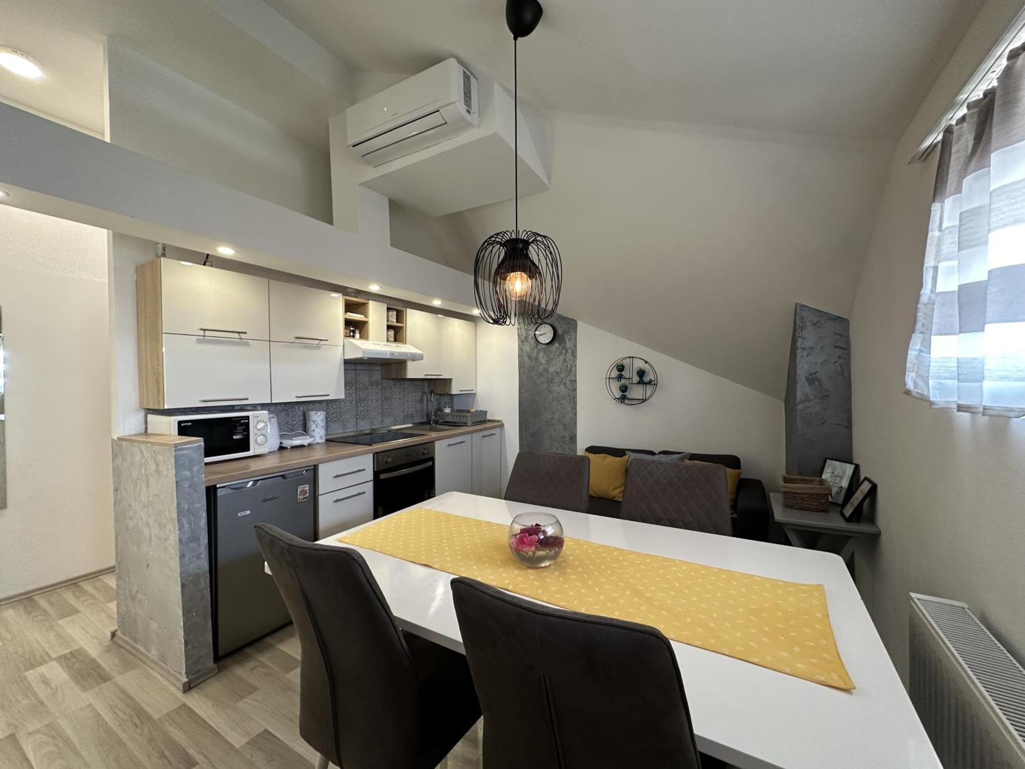 Albert Apartments Zagreb Airport Velika Gorica Esterno foto
