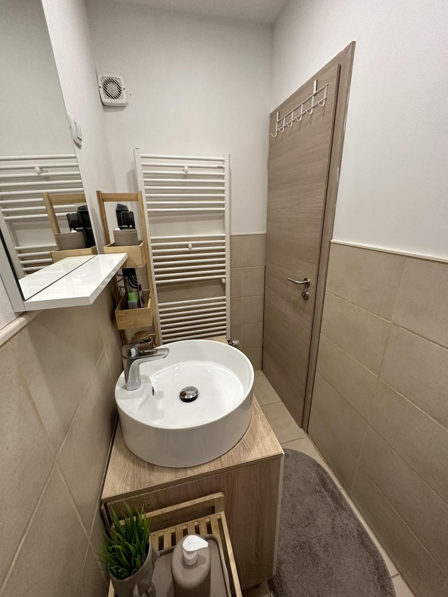 Albert Apartments Zagreb Airport Velika Gorica Esterno foto