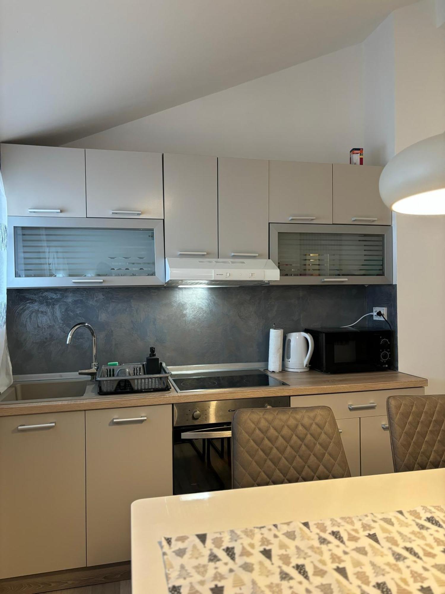 Albert Apartments Zagreb Airport Velika Gorica Esterno foto