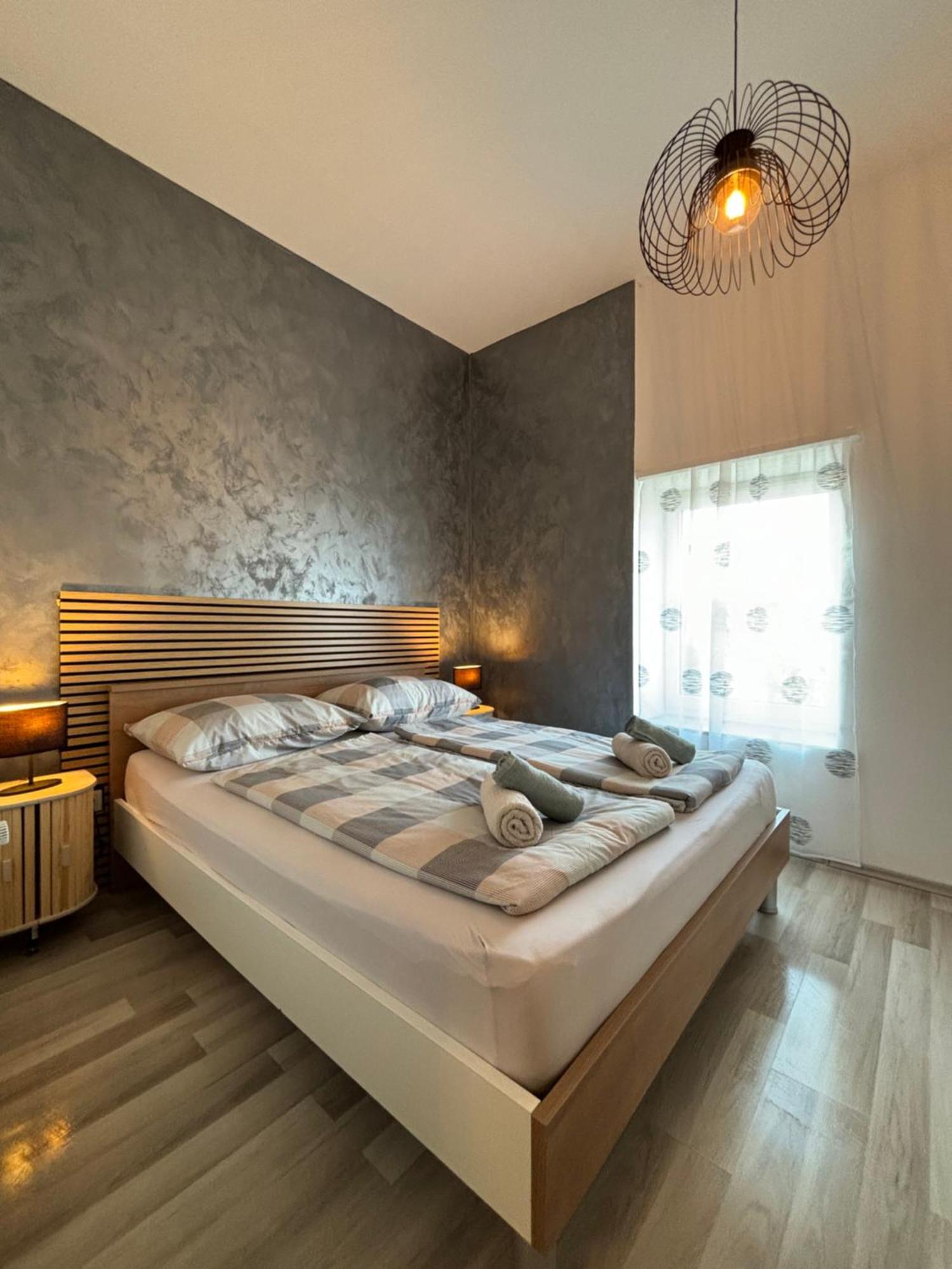 Albert Apartments Zagreb Airport Velika Gorica Esterno foto
